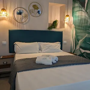 https://casa-vella-apartment.sicilyhotelsitaly.net