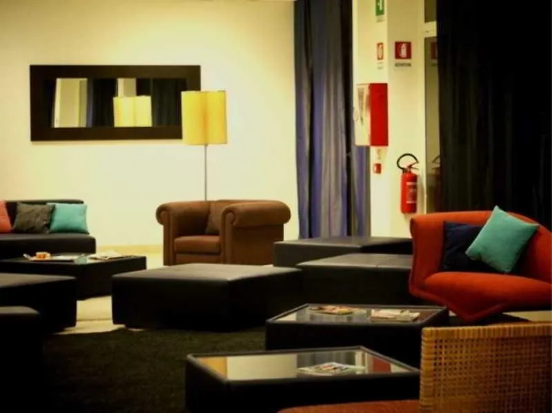 New Generation Hostel Chic Sempione Milano Italia